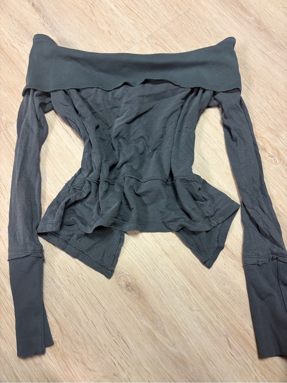Urban Outfitters Charcoal Off-Shoulder Long Sleeve Crop Top